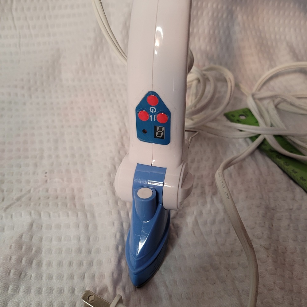 Dritz Mighty Travel Steam Iron Mini Crafting Quilting Tool White Blue 0541